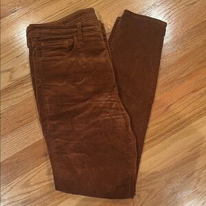 L'AGENCE “Marguerite Skinny High Rise” cords